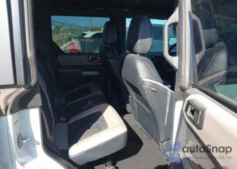 2022 Ford Bronco Badlands/Big Bend/Black Diamond/Outer Banks/Wildtrak from USA, damaged, VIN 1FMEE5DP8NLA97039